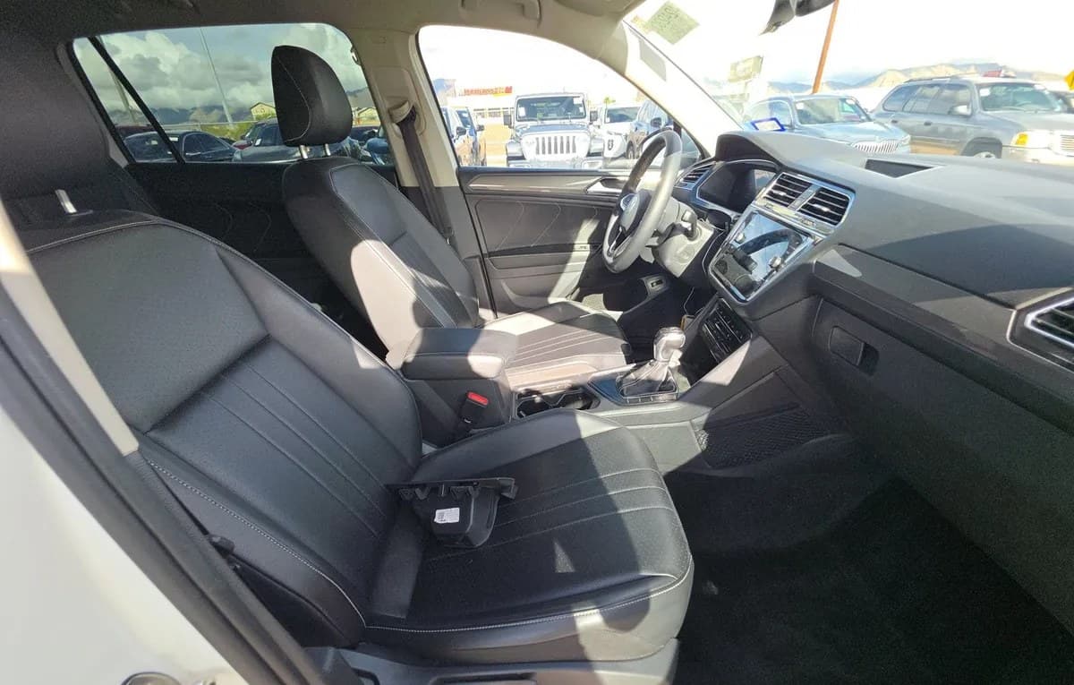 2023 VOLKSWAGEN TIGUAN SE 5