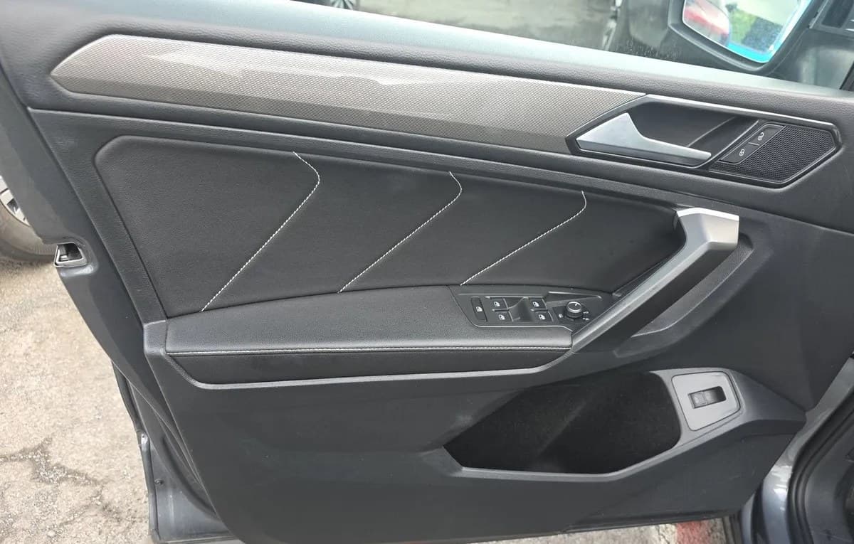 2024 VOLKSWAGEN TIGUAN SE 6