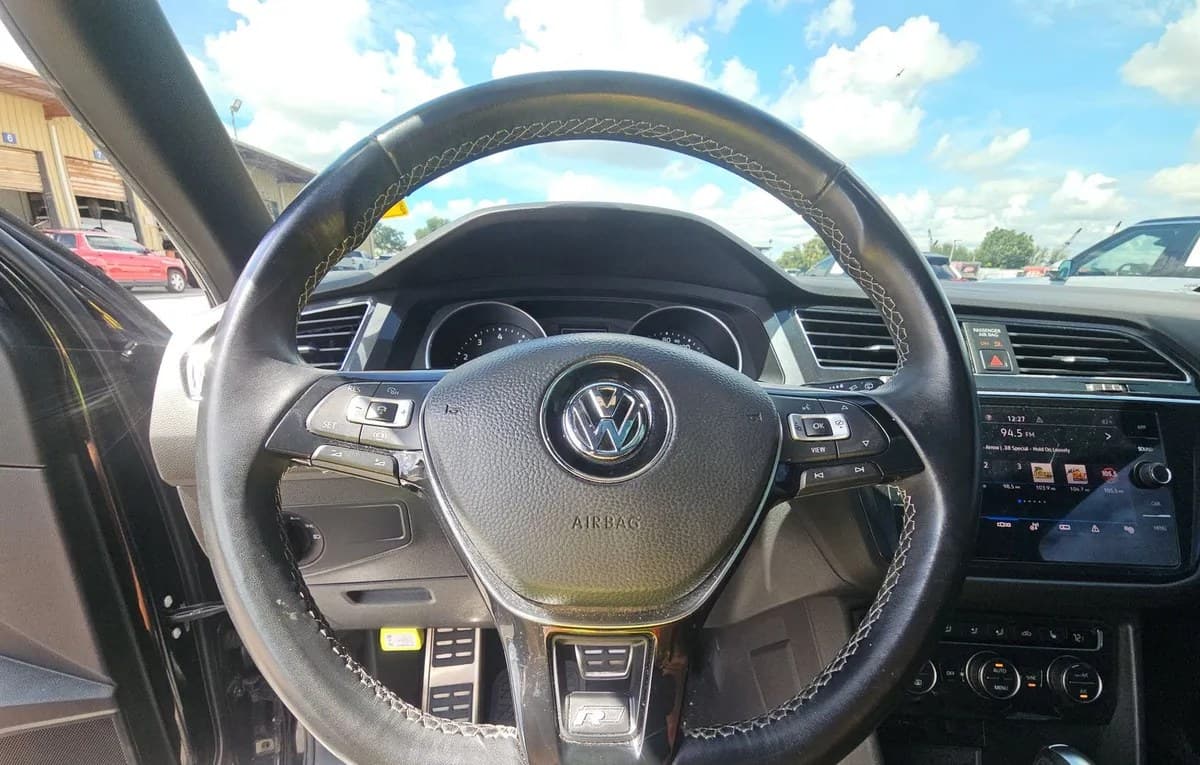 2021 VOLKSWAGEN TIGUAN 2.0T SE 7