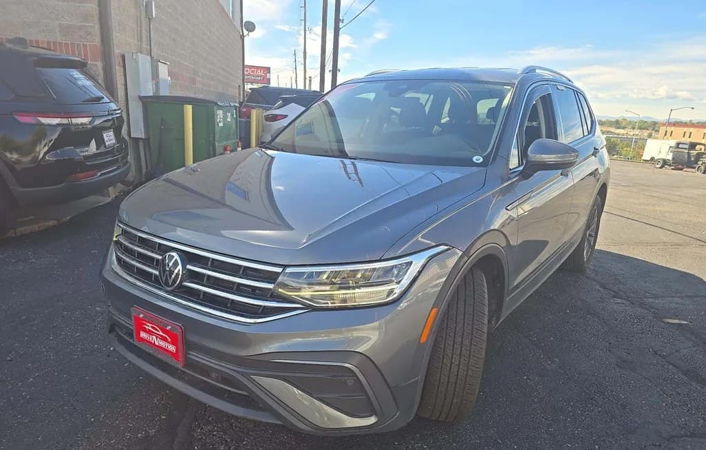 2023 VOLKSWAGEN TIGUAN SE