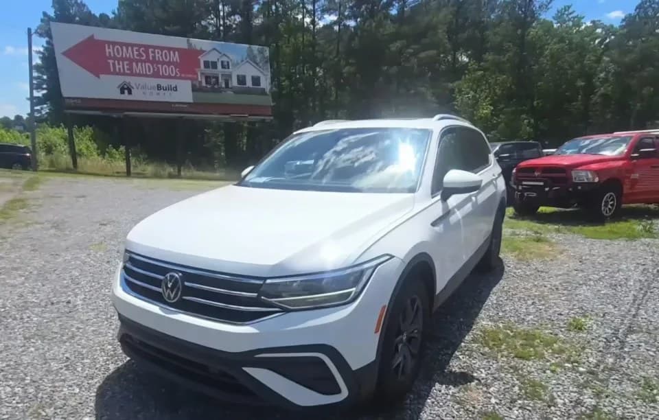 2022 VOLKSWAGEN TIGUAN 2.0T SE 2