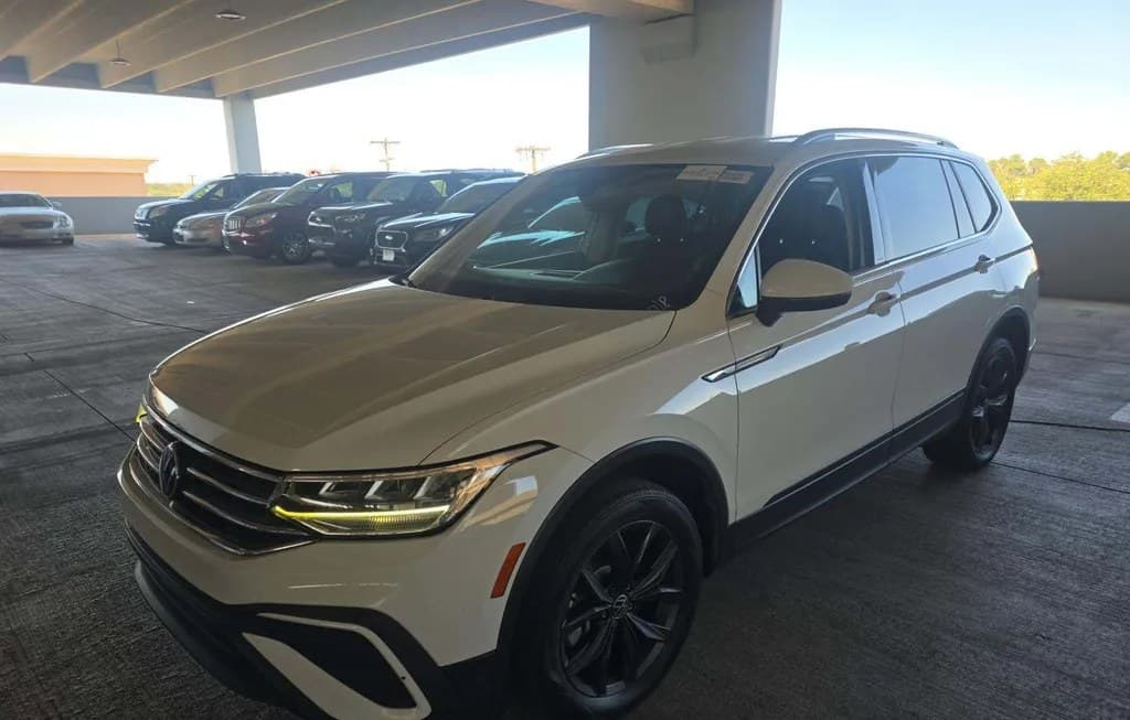 2022 VOLKSWAGEN TIGUAN SE