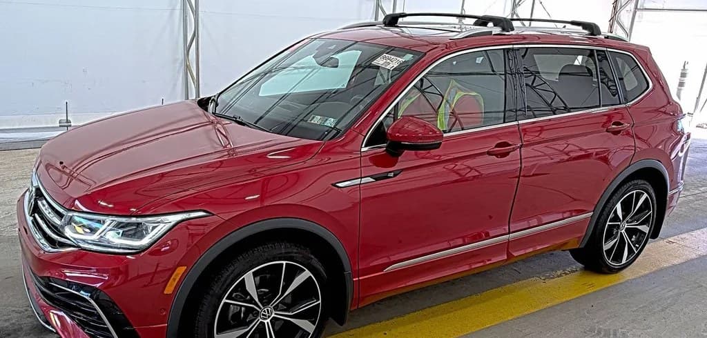 2024 VOLKSWAGEN TIGUAN SEL R-LINE