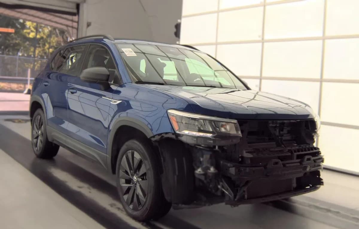 2024 VOLKSWAGEN TAOS S 4