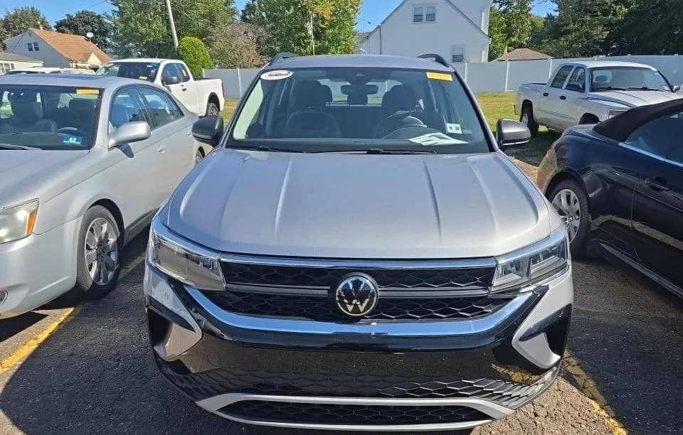 2024 VOLKSWAGEN TAOS S 3