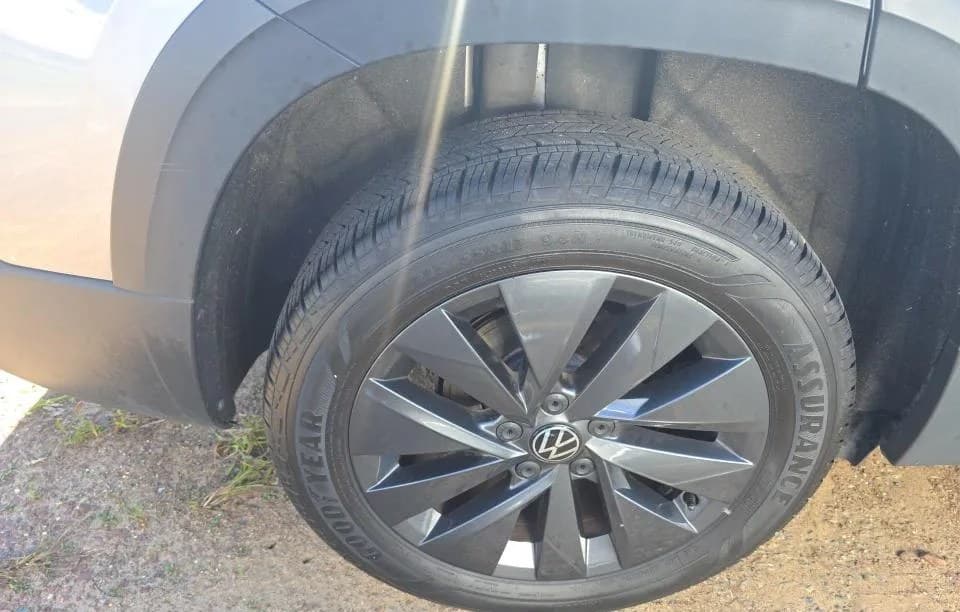 2024 VOLKSWAGEN TAOS S 7