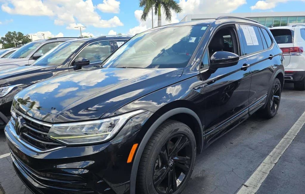 2024 VOLKSWAGEN TIGUAN SE R-LINE BLACK