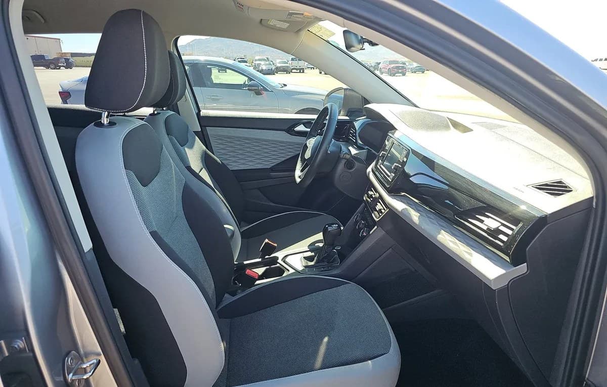 2023 VOLKSWAGEN TAOS S 5