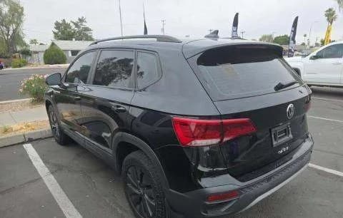 2022 VOLKSWAGEN TAOS S 3