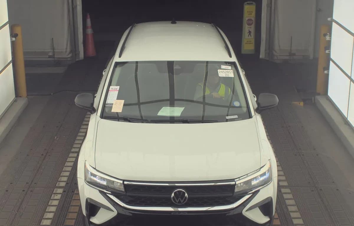 2022 VOLKSWAGEN TAOS S 3