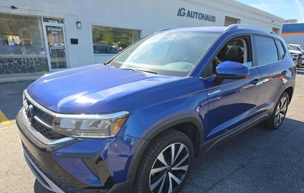 2023 VOLKSWAGEN TAOS SE