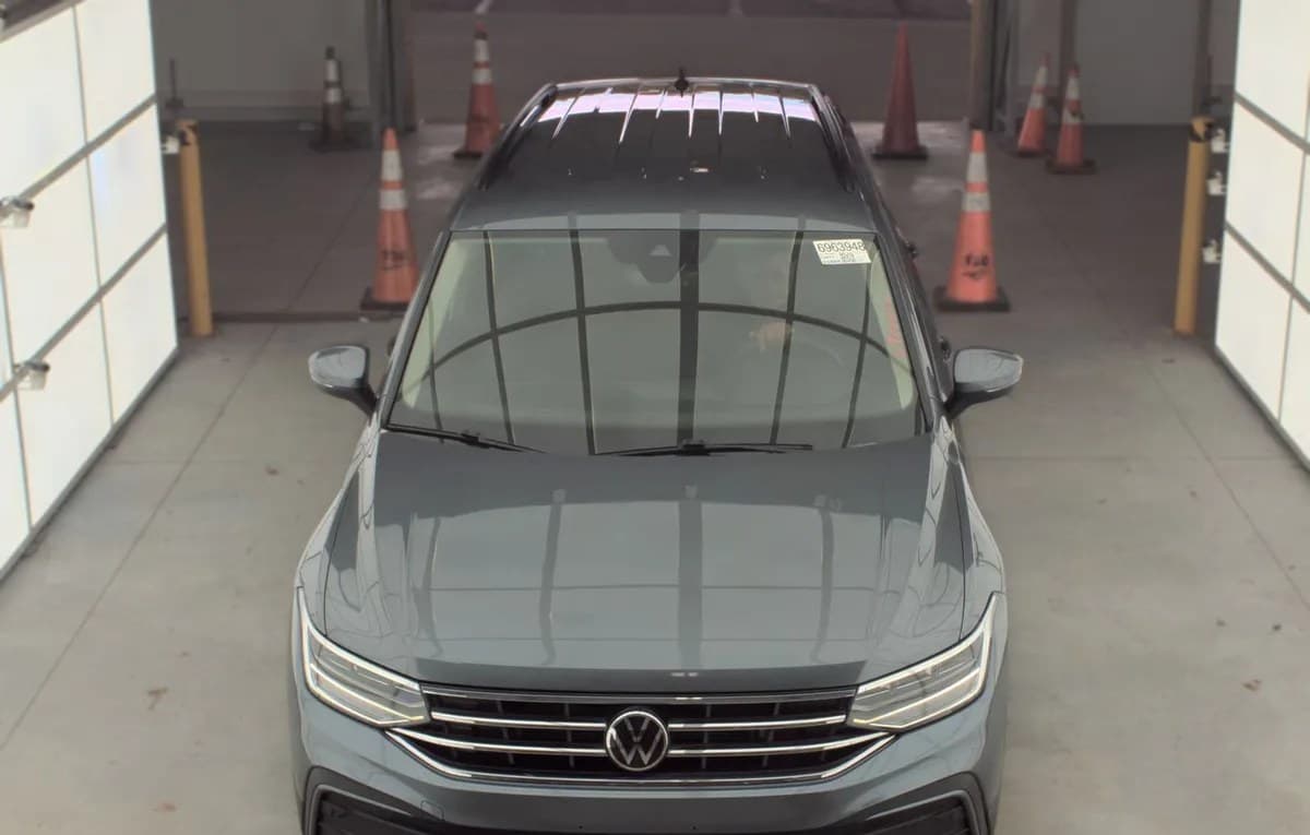 2023 VOLKSWAGEN TIGUAN S 3