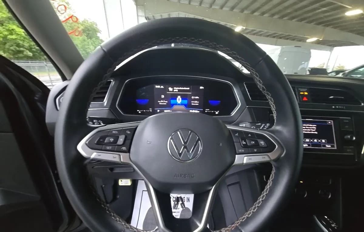 2023 VOLKSWAGEN TIGUAN S 7