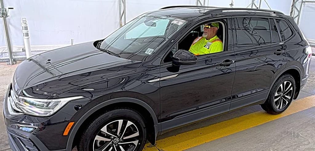 2023 VOLKSWAGEN TIGUAN S