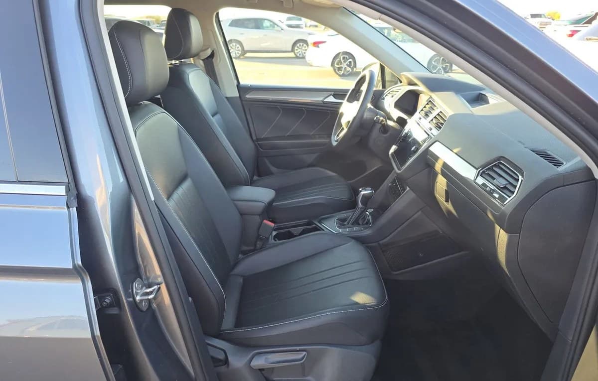 2023 VOLKSWAGEN TIGUAN SE 5
