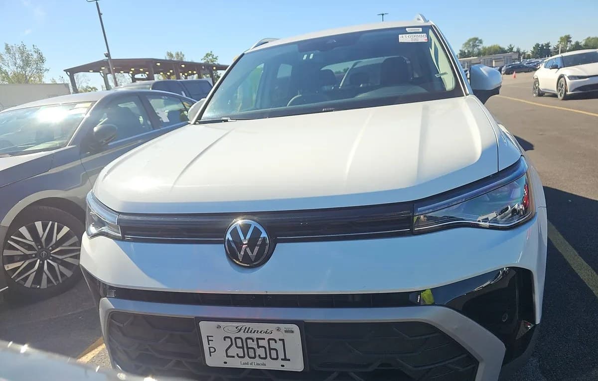 2025 VOLKSWAGEN TAOS SE 3