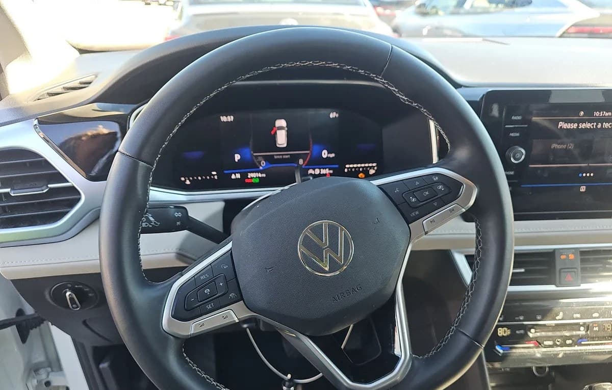 2025 VOLKSWAGEN TAOS SE 7