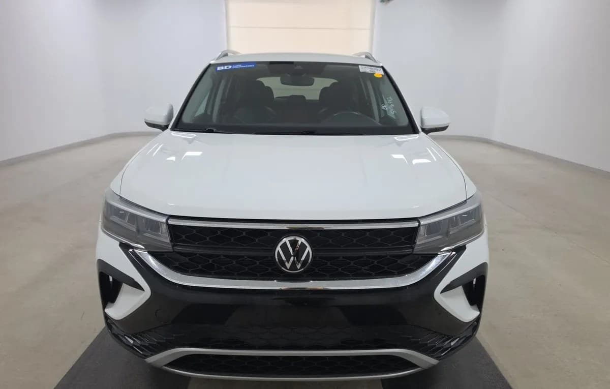2023 VOLKSWAGEN TAOS SE 3