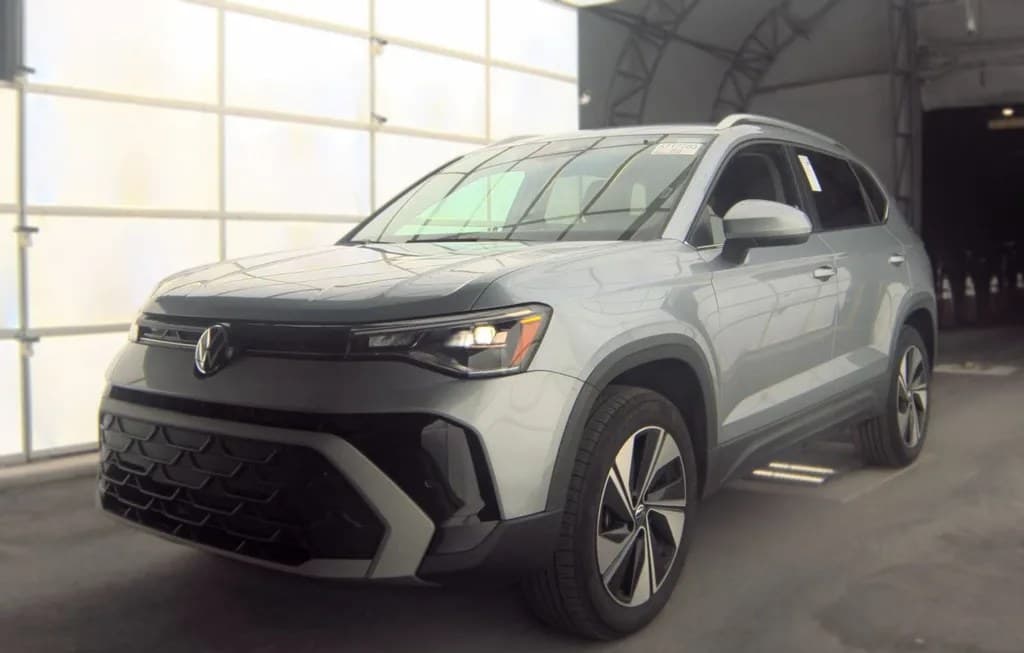 2025 VOLKSWAGEN TAOS SE