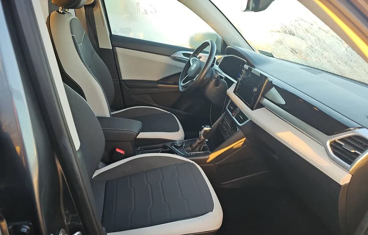 2025 VOLKSWAGEN TAOS SE 5
