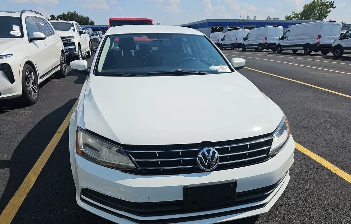 2018 VOLKSWAGEN JETTA S 3