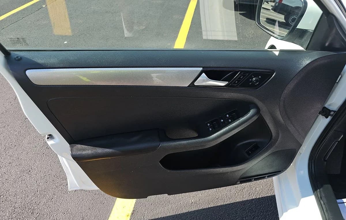 2018 VOLKSWAGEN JETTA S 6