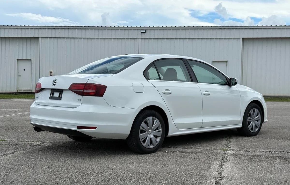 2017 VOLKSWAGEN JETTA 1.4T S 5