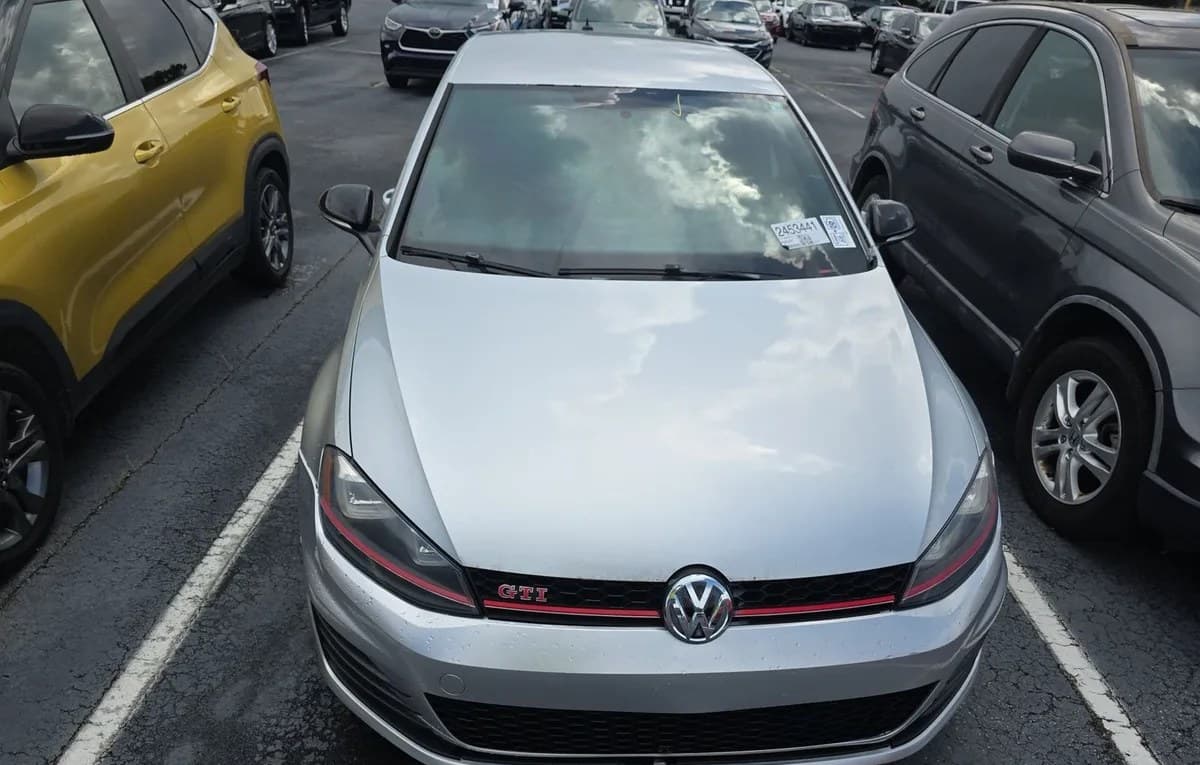 2017 VOLKSWAGEN GOLF GTI SE HATCHBACK 3
