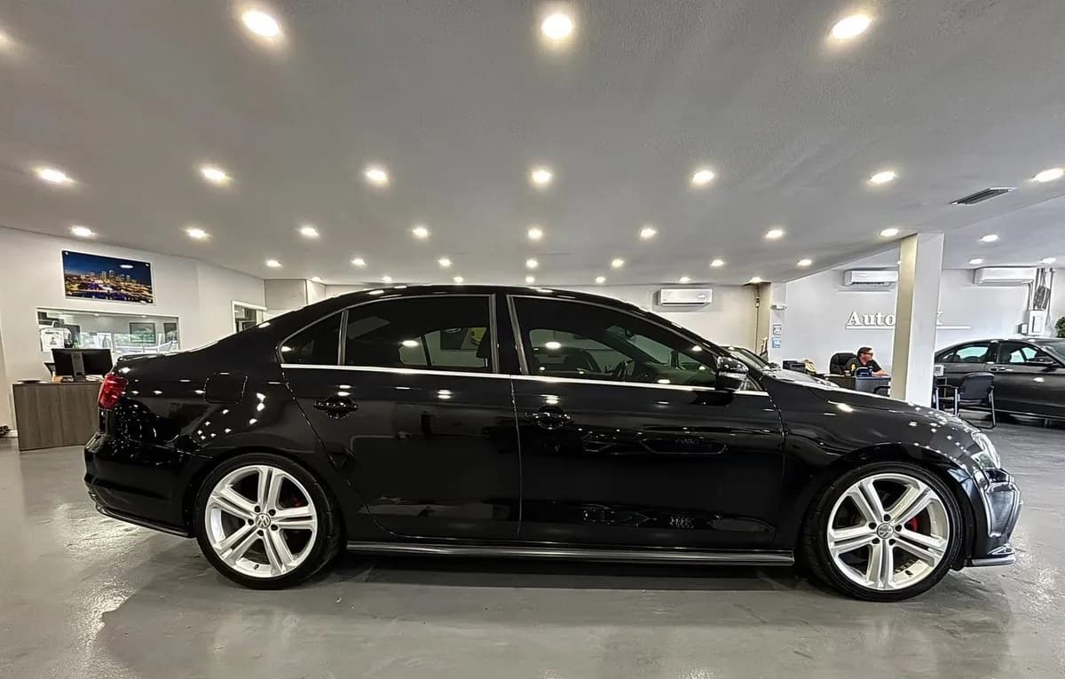 2017 VOLKSWAGEN JETTA 2.0T GLI 5