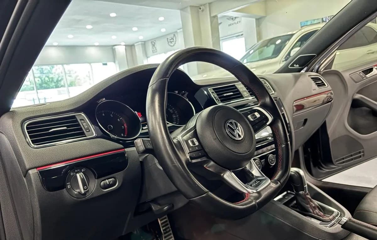 2017 VOLKSWAGEN JETTA 2.0T GLI 6