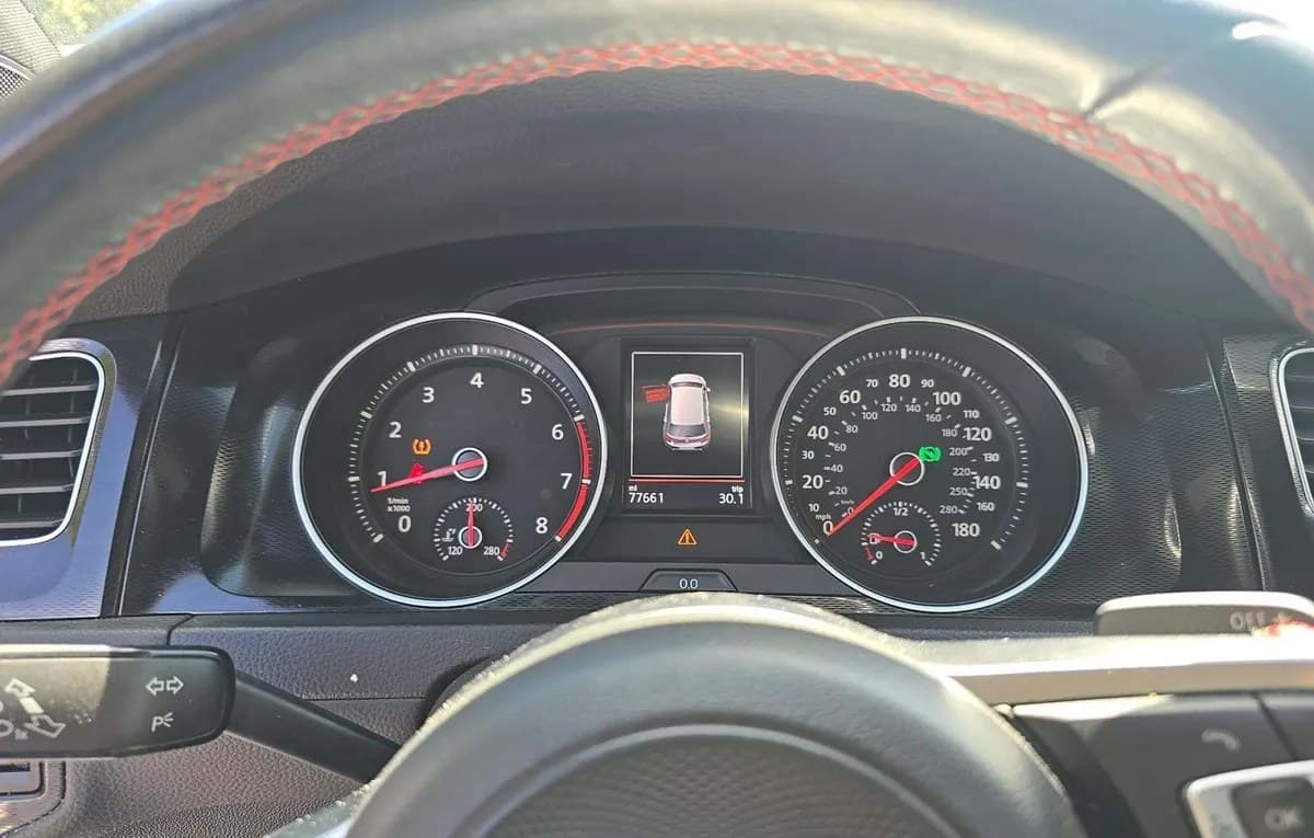 2017 VOLKSWAGEN GOLF GTI S HATCHBACK 6