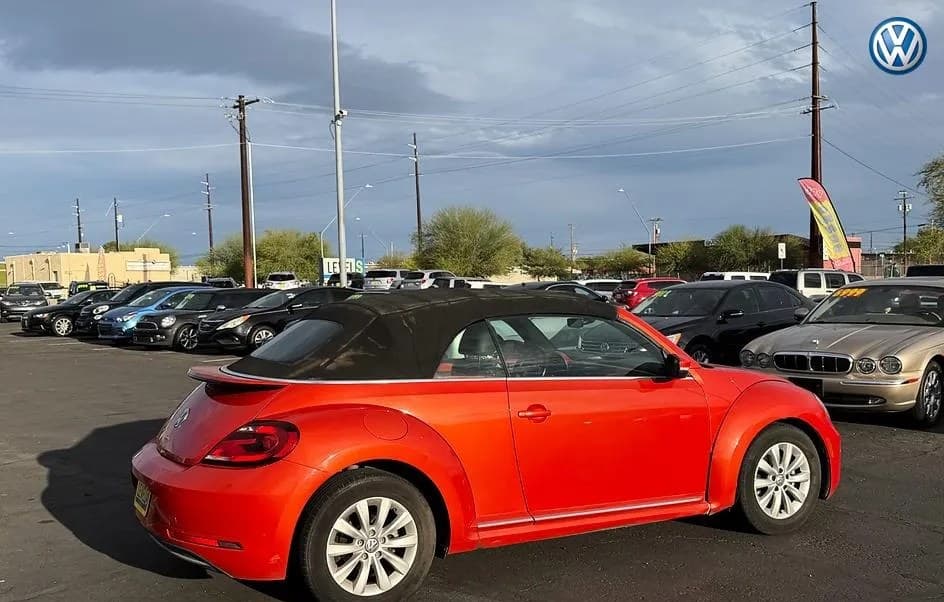 2017 VOLKSWAGEN BEETLE Classic 4
