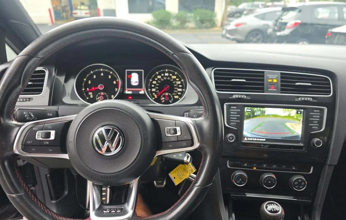 2017 VOLKSWAGEN GOLF GTI S HATCHBACK 7