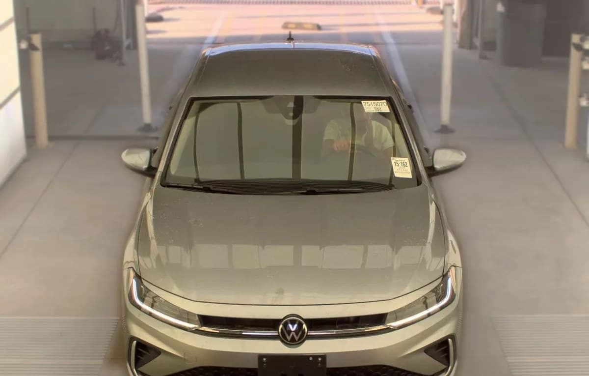 2025 VOLKSWAGEN JETTA S 3