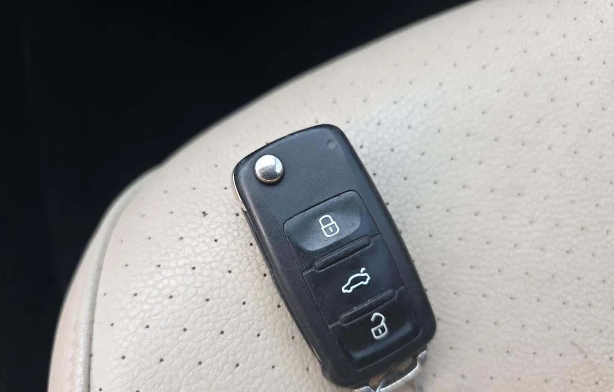 2017 VOLKSWAGEN JETTA SE 5