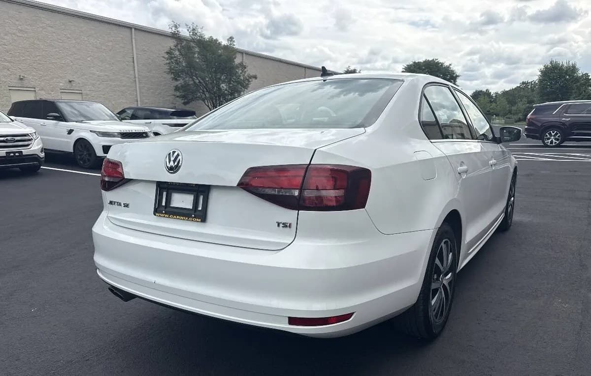 2017 VOLKSWAGEN JETTA SE 7