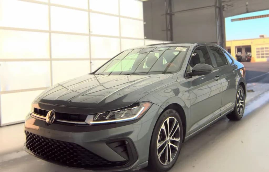 2025 VOLKSWAGEN JETTA SPORT