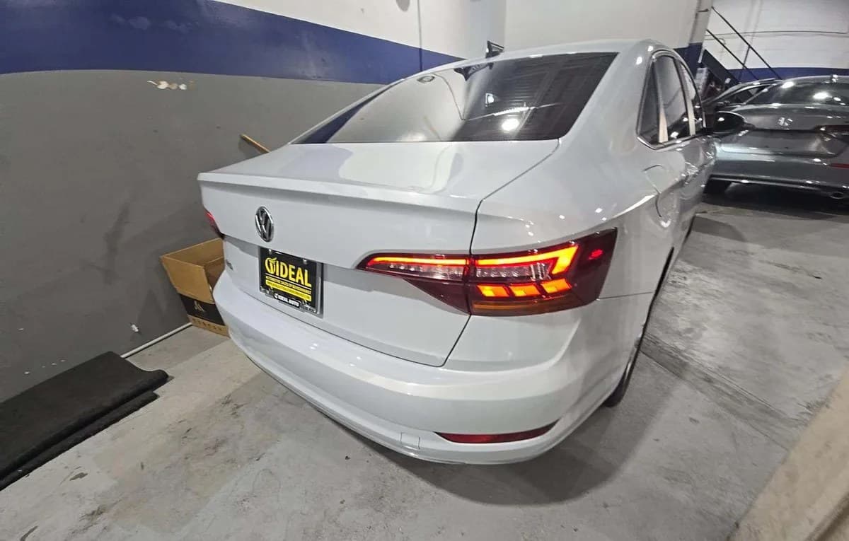 2019 VOLKSWAGEN JETTA 1.4T S 4