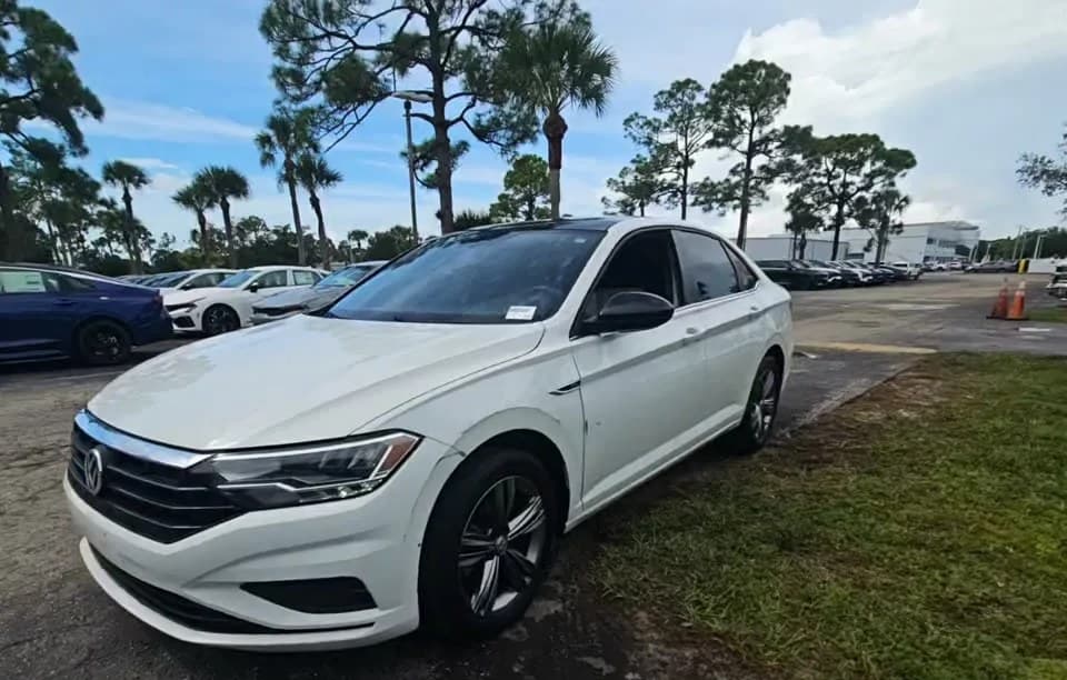 2019 VOLKSWAGEN JETTA R-LINE