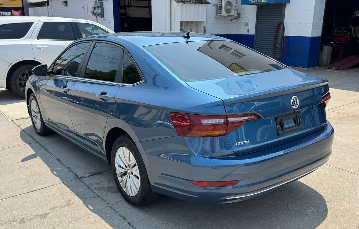 2019 VOLKSWAGEN JETTA 1.4T SE 4