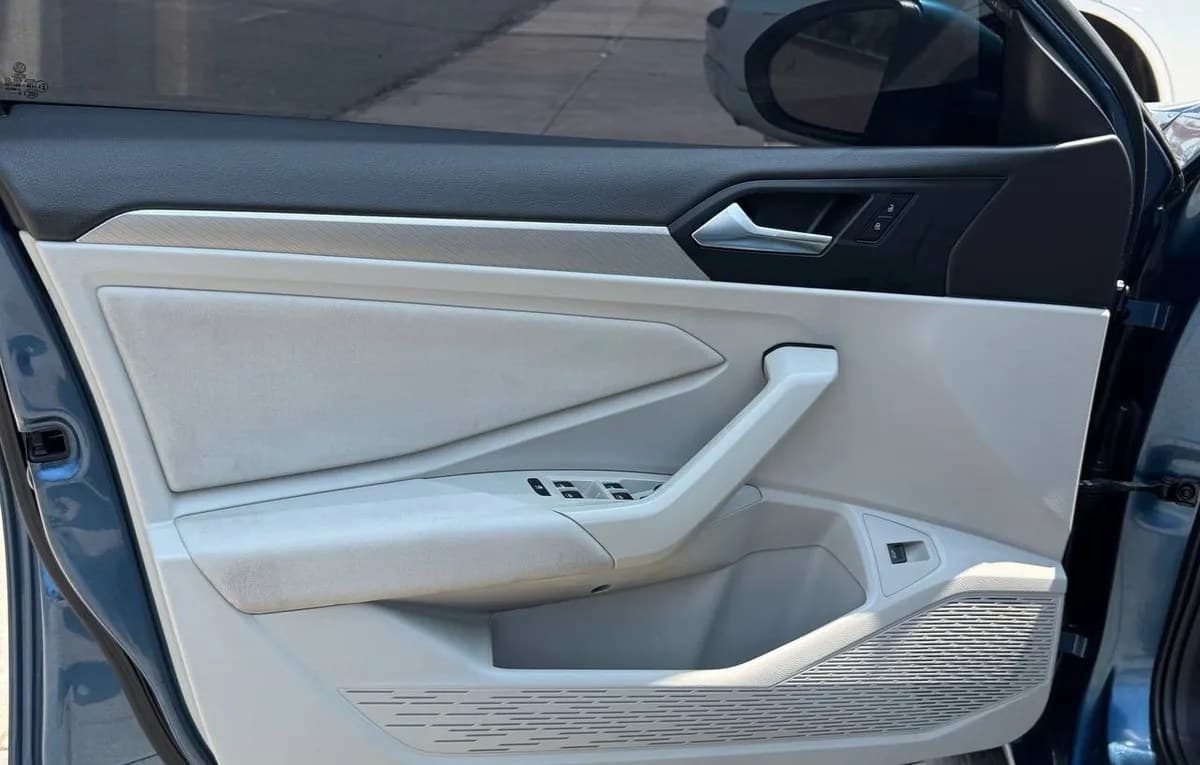2019 VOLKSWAGEN JETTA 1.4T SE 6