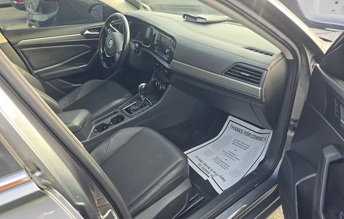 2019 VOLKSWAGEN JETTA SE 5
