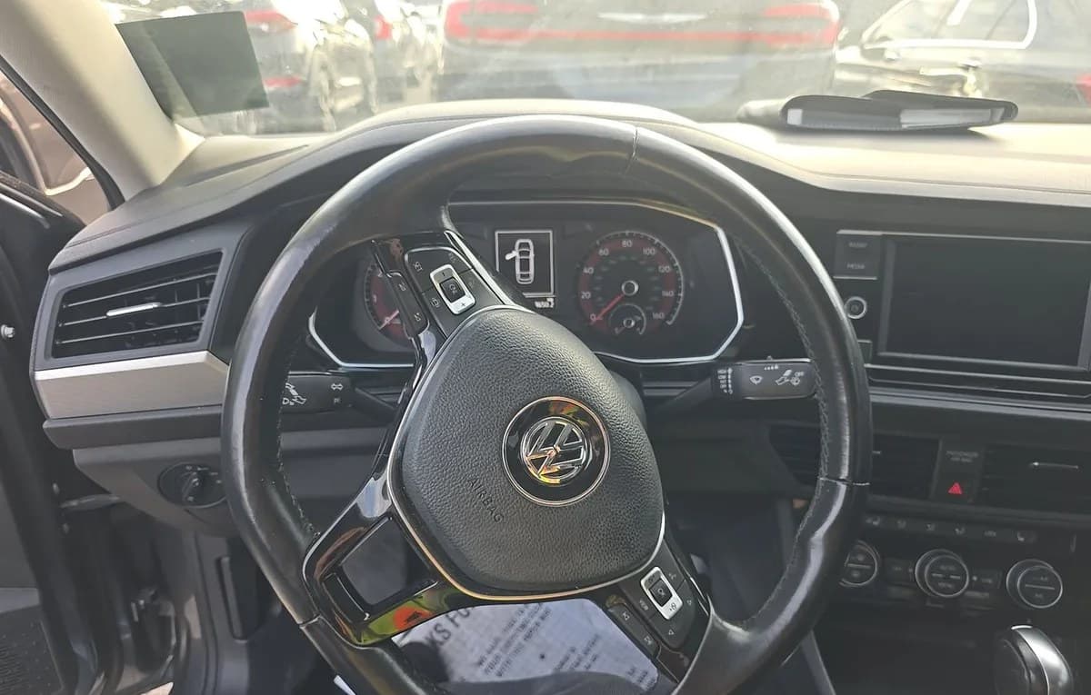 2019 VOLKSWAGEN JETTA SE 7