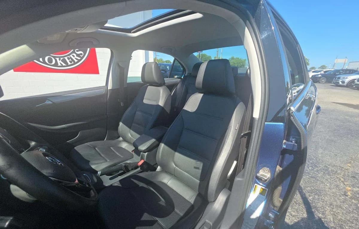 2017 VOLKSWAGEN JETTA 1.4T SE 4