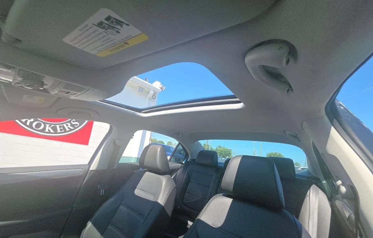 2017 VOLKSWAGEN JETTA 1.4T SE 5