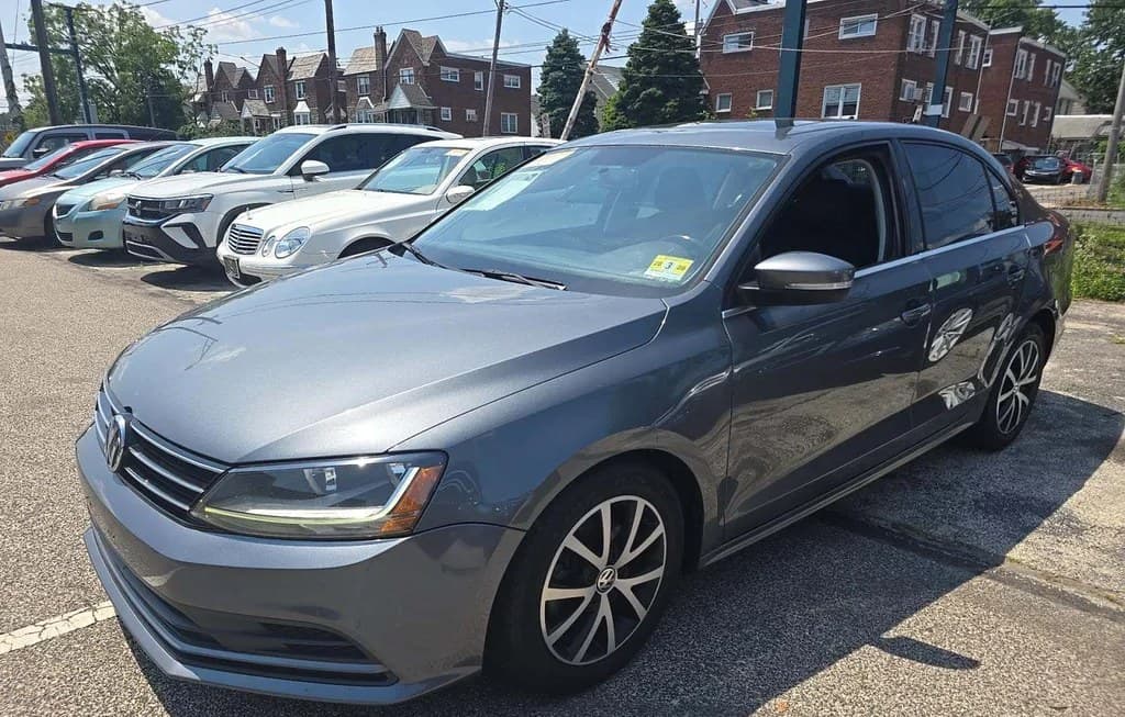 2017 VOLKSWAGEN JETTA SE