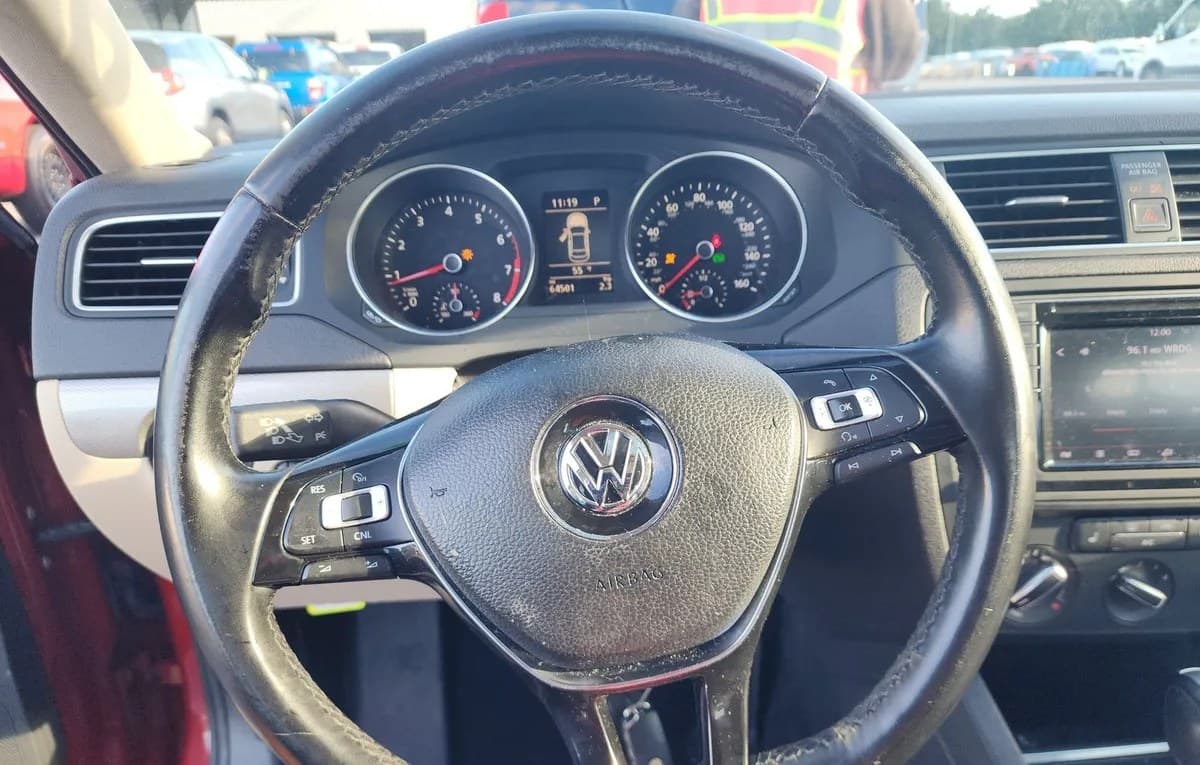 2017 VOLKSWAGEN JETTA 1.4T SE 7