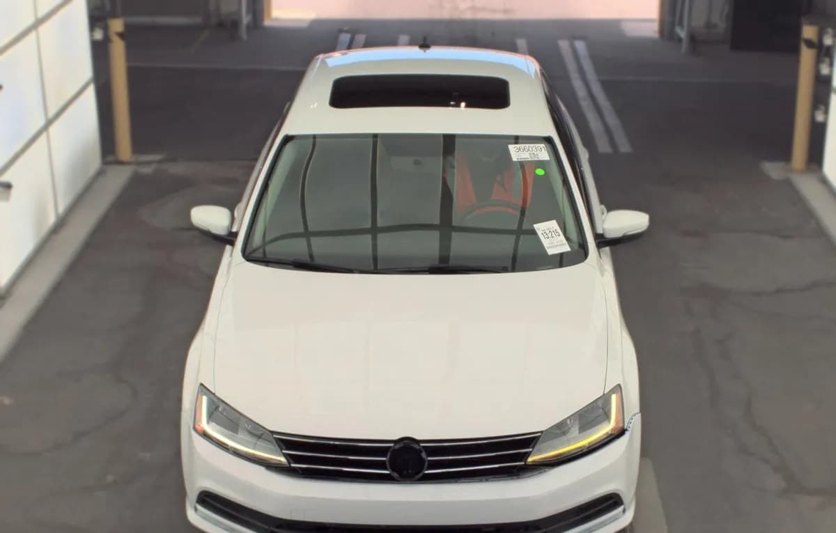 2017 VOLKSWAGEN JETTA SE 3