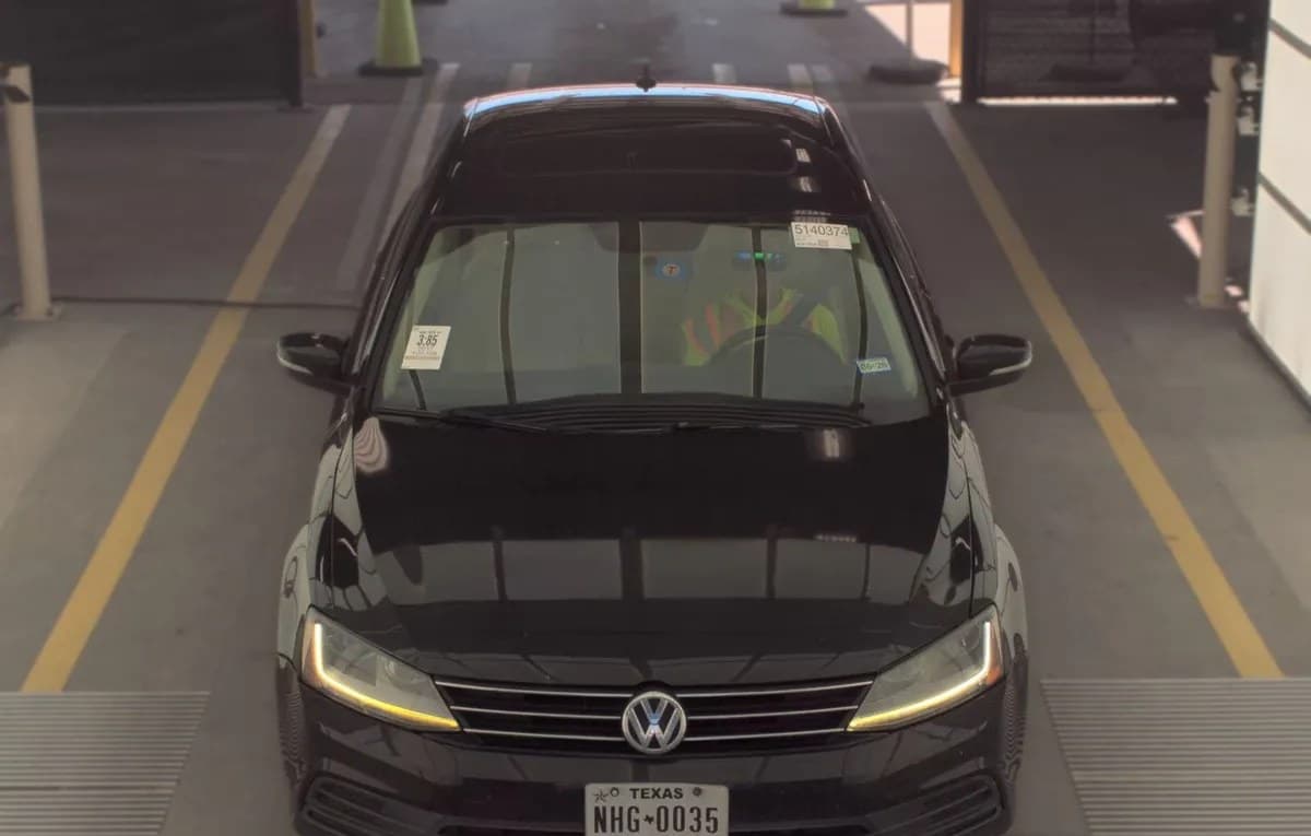 2017 VOLKSWAGEN JETTA 1.4T SE 3