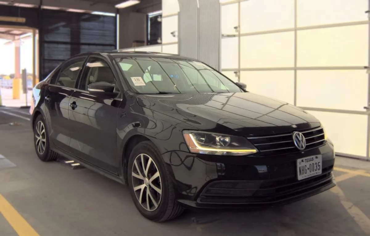 2017 VOLKSWAGEN JETTA 1.4T SE 4